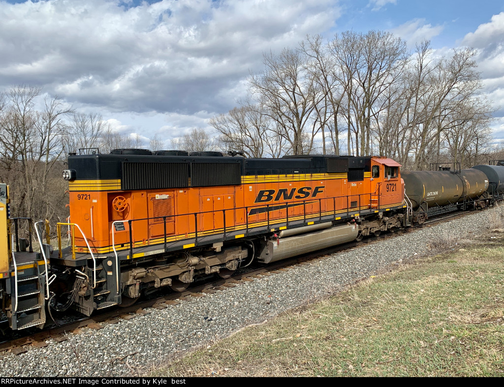 BNSF 9721